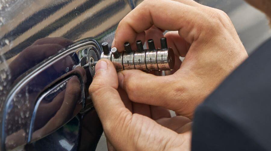 Expert Emergency Roof Repairs services in Kathleen, GA